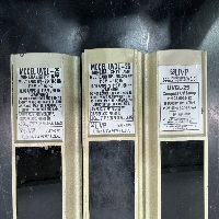 UVP MultiBand UV Lamps - Quantity 3 image 3